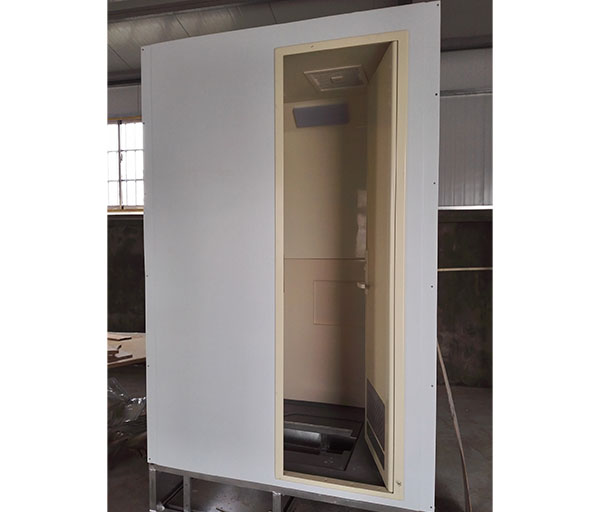 公務(wù)車衛(wèi)生間